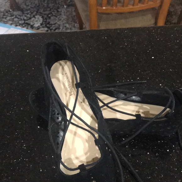 Nine West ballerina style shoes - Picture 2 of 3